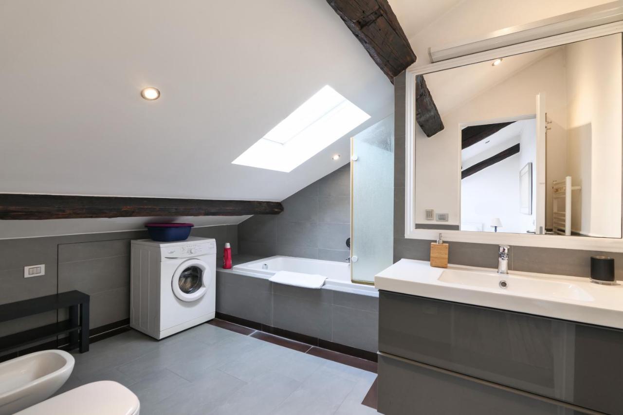דירות מילאנו Elegant P.Venezia Attic מראה חיצוני תמונה